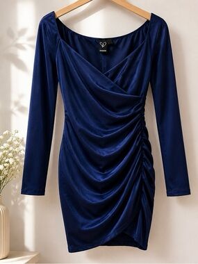 Windsor Deep Blue Ruched Long-Sleeve Bodycon Dress